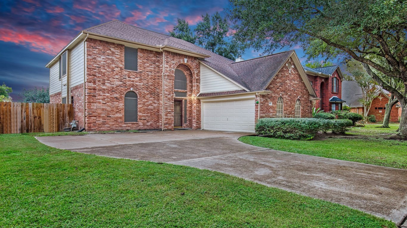 Pearland 2-story, 4-bed 5605 Tyler Street-idx