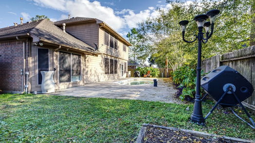 Pearland 2-story, 4-bed 1834 Oak Lodge Drive-idx