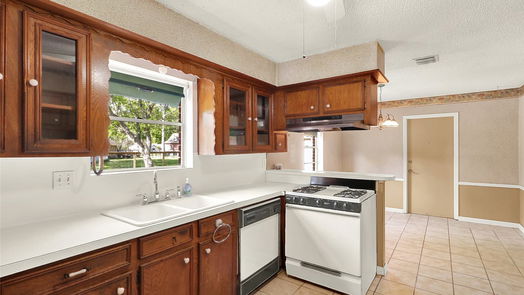 Pearland 1-story, 4-bed 3604 Longherridge Drive-idx