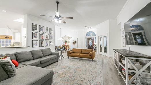 Pearland 1-story, 3-bed 2425 Piney Woods Drive-idx