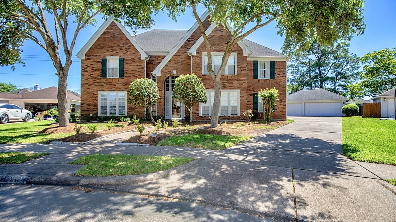 Pearland 2-story, 5-bed 2125 Tipperary Drive-idx