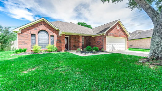 Pearland 1-story, 3-bed 3717 Pin Oak Drive E-idx