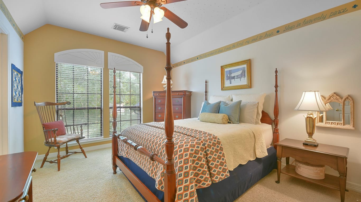 Pearland 2-story, 4-bed 2401 Champion Drive-idx
