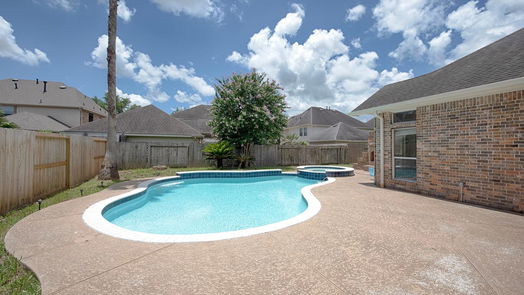 Pearland 2-story, 4-bed 3402 Monarch Meadow Lane-idx