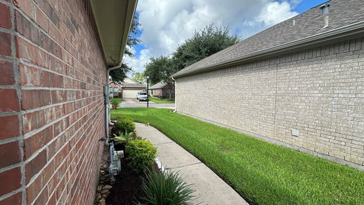 Pearland 1-story, 2-bed 1303 Palermo Drive-idx