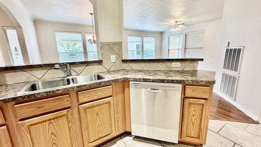Pearland 1-story, 2-bed 1303 Palermo Drive-idx