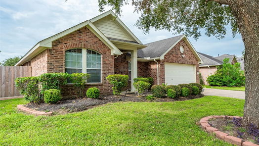 Pearland 1-story, 4-bed 7504 Waterlilly Lane-idx