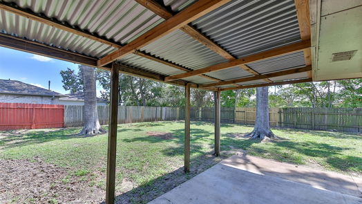 Pearland 1-story, 3-bed 2105 Roland Rue Street-idx