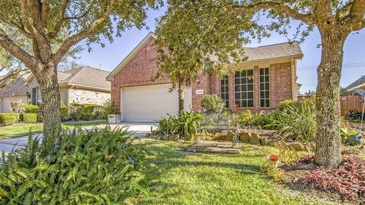 Pearland 1-story, 2-bed 2419 Ameno Drive-idx