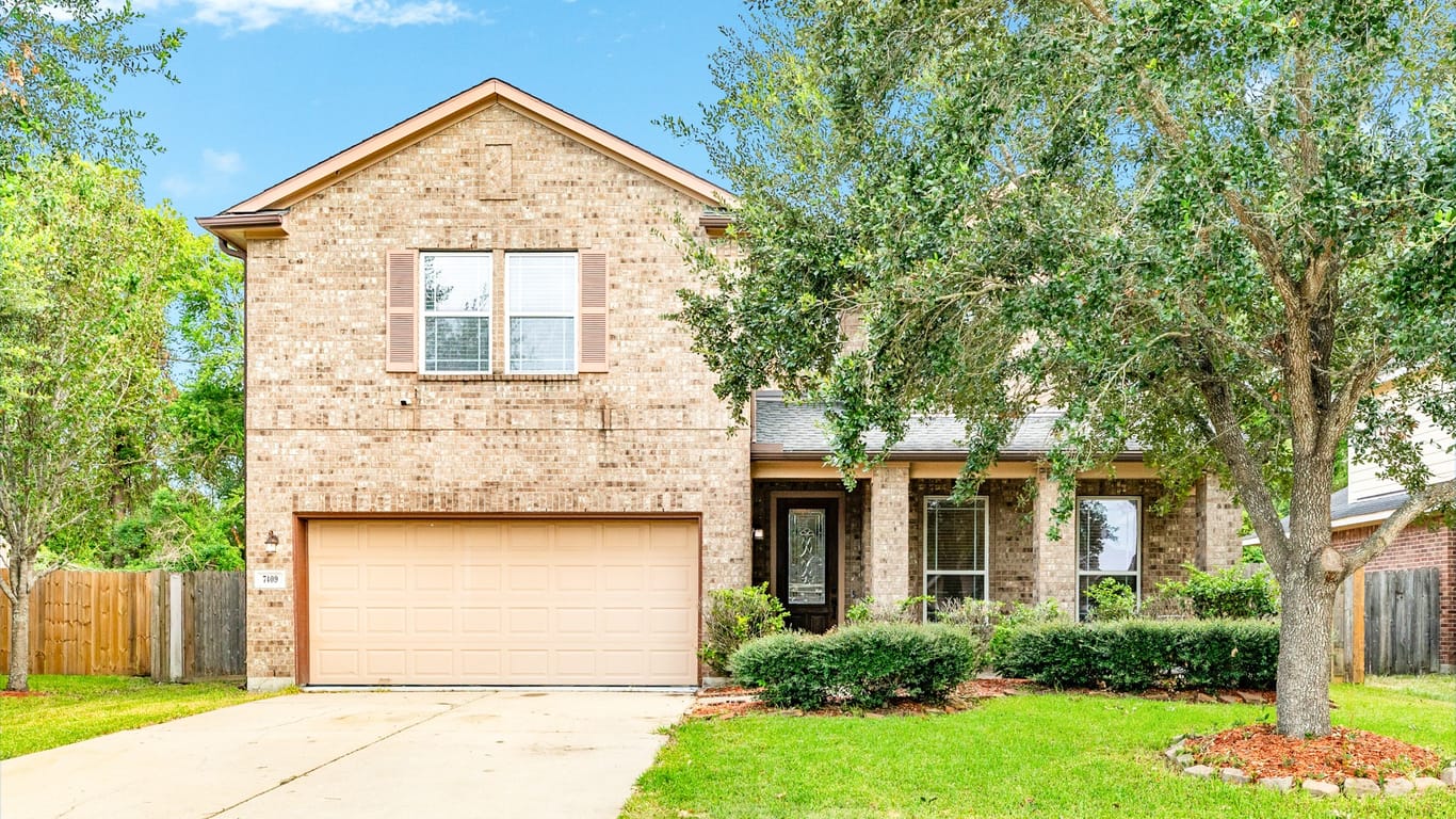 Pearland 2-story, 4-bed 7409 Quiet River Lane-idx