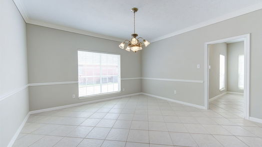 Pearland 2-story, 5-bed 1910 Willow Lake Drive-idx