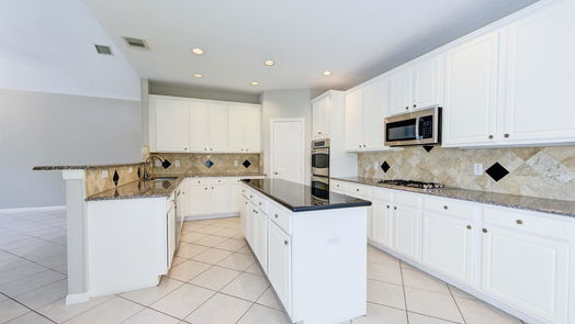 Pearland 2-story, 5-bed 1910 Willow Lake Drive-idx