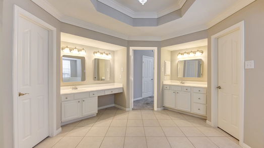 Pearland 2-story, 5-bed 1910 Willow Lake Drive-idx