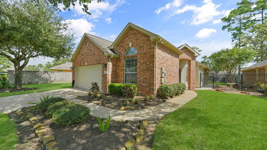 Pearland 1-story, 2-bed 1315 N Riviera Circle-idx