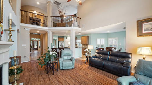 Pearland 2-story, 4-bed 2102 Tall Timbers Lane-idx