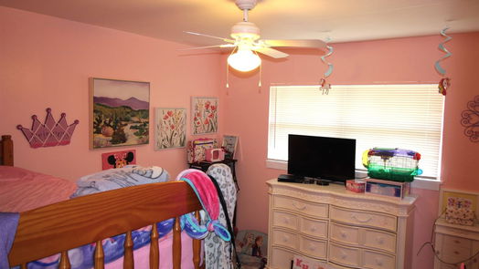 Pearland null-story, 3-bed 2222 N Grand Boulevard-idx
