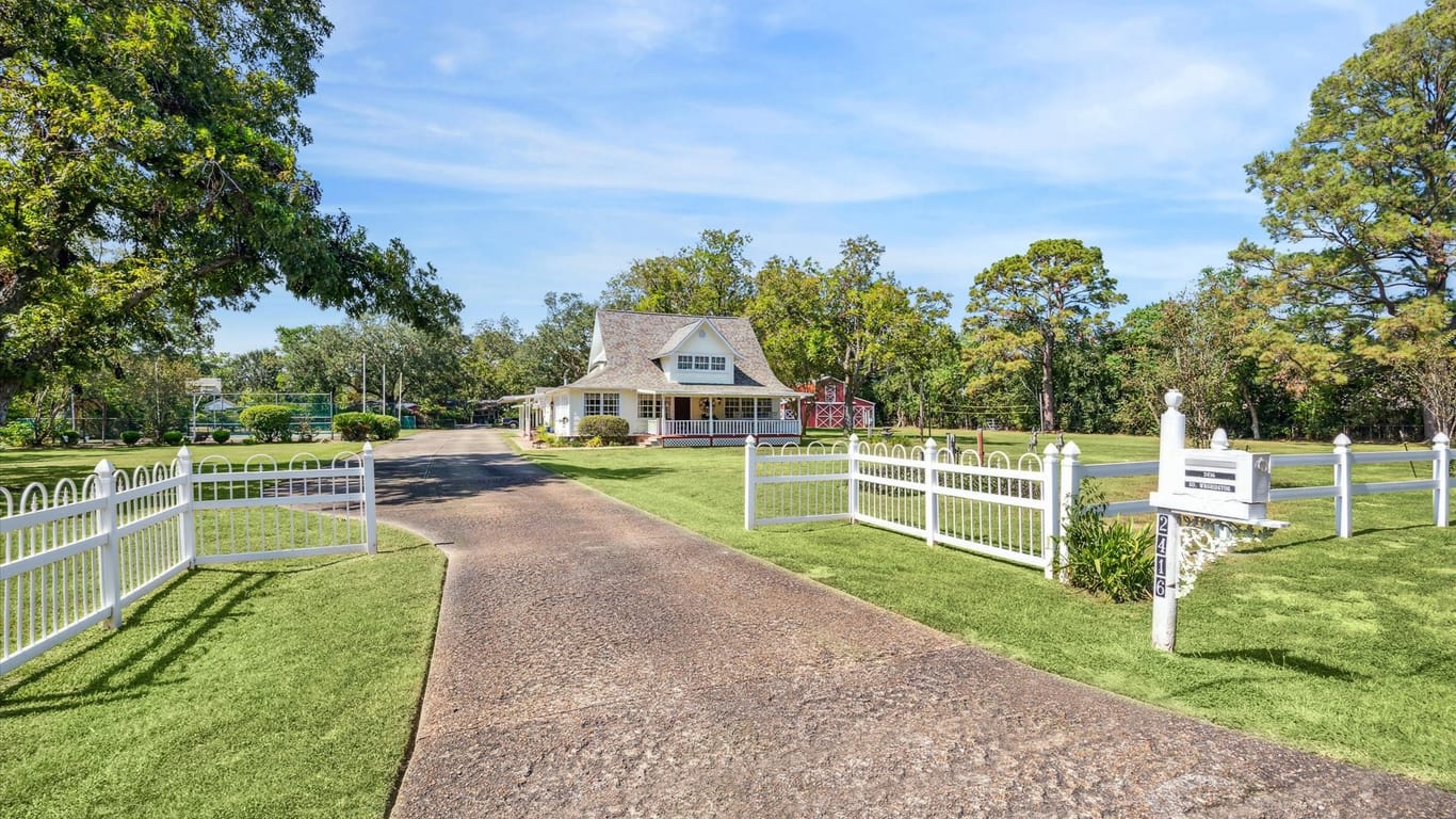 Pearland 2-story, 4-bed 2416 Washington Avenue-idx