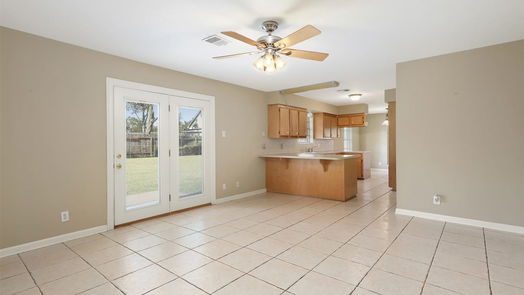 Pearland 1-story, 3-bed 2404 Halbert Drive-idx