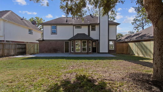 Pearland 2-story, 3-bed 1111 Chesterwood Drive-idx