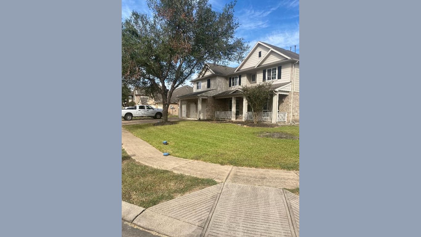 Pearland 2-story, 4-bed 3201 Firefly Road-idx