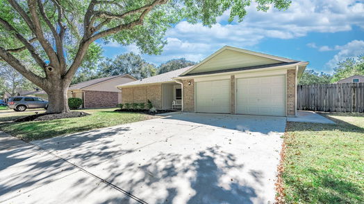 Pearland 1-story, 3-bed 1914 Meadow Creek Drive-idx