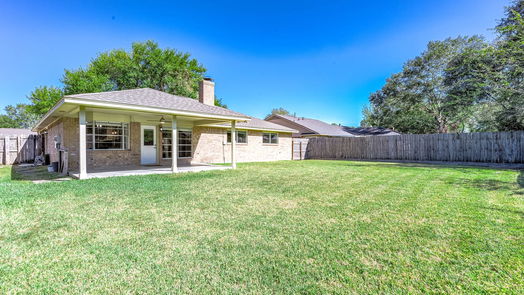 Pearland 1-story, 3-bed 1914 Meadow Creek Drive-idx