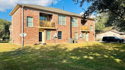 Pearland 2-story, 3-bed 4704 W Walnut Street-idx