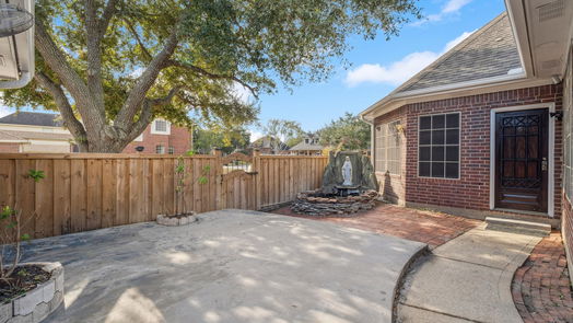 Pearland null-story, 4-bed 2425 Dixie Woods Drive-idx