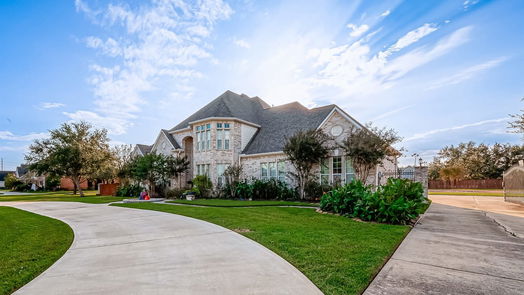 Pearland 2-story, 5-bed 1904 Stonegrove Court-idx