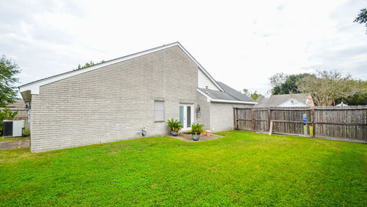 Pearland null-story, 3-bed 2512 Julie Street-idx