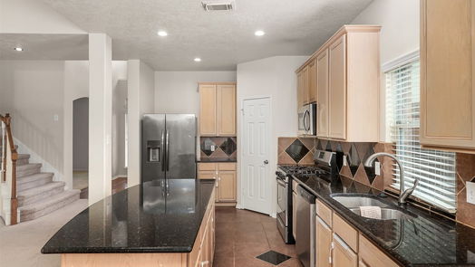 Pearland 2-story, 5-bed 2618 Dawn River Lane-idx