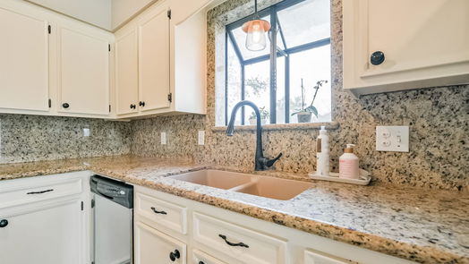 Pearland 2-story, 4-bed 2602 Sleepy Hollow Drive-idx