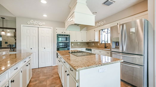 Pearland 2-story, 4-bed 2602 Sleepy Hollow Drive-idx
