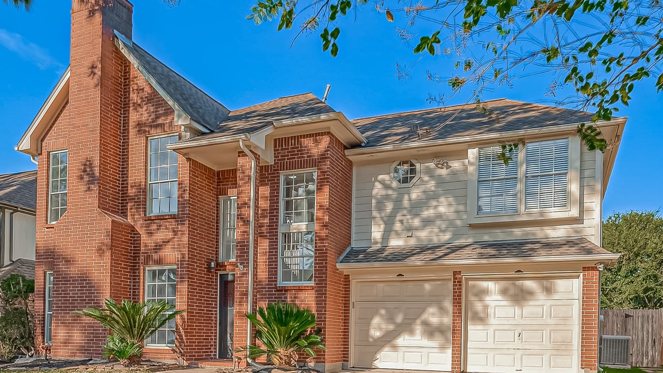Pearland 2-story, 4-bed 1109 Chesterwood Drive-idx