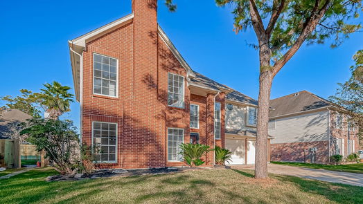 Pearland 2-story, 4-bed 1109 Chesterwood Drive-idx