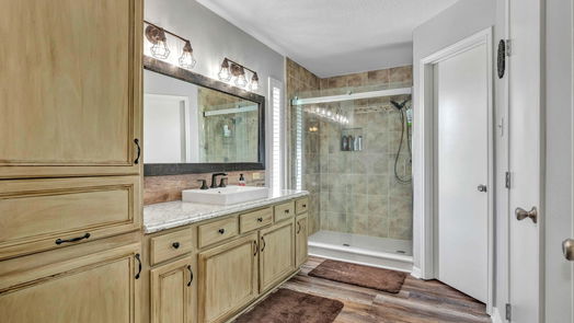 Iowa Colony 1-story, 3-bed 2510 County Road 62-idx