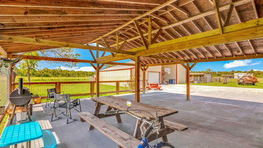 Iowa Colony 1-story, 3-bed 2510 County Road 62-idx