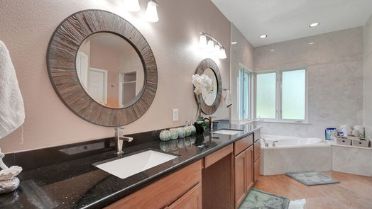 Rosharon 2-story, 4-bed 2750 Kingsley aka County Rd 48 Road-idx