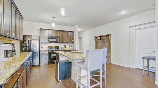Rosharon 1-story, 4-bed 1807 Luminous Water Lane-idx
