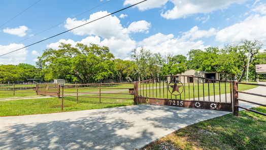 Rosharon 2-story, 5-bed 7215 Cobbs Oak Lane-idx