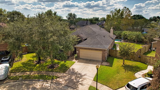 Pearland null-story, 4-bed 4810 LAKEFRONT TERRACE Court-idx