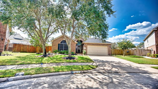 Pearland null-story, 4-bed 4810 LAKEFRONT TERRACE Court-idx