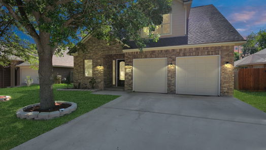 Pearland 2-story, 4-bed 2304 Appian Way-idx