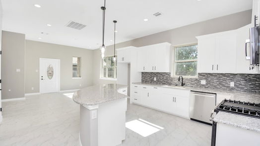 Pearland 2-story, 4-bed 2304 Appian Way-idx