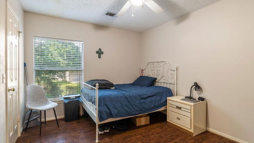 Pearland 2-story, 5-bed 5313 Spring Circle Drive-idx