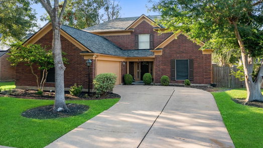 Pearland 2-story, 5-bed 5313 Spring Circle Drive-idx
