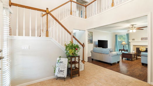 Pearland 2-story, 5-bed 5313 Spring Circle Drive-idx