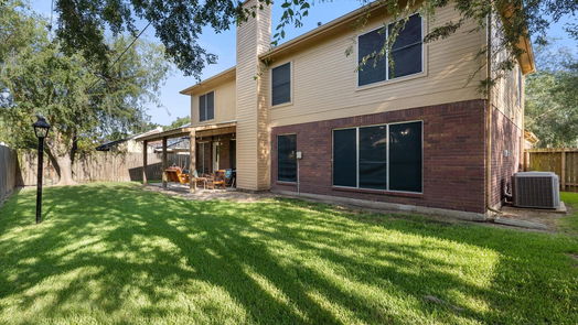 Pearland 2-story, 5-bed 5313 Spring Circle Drive-idx