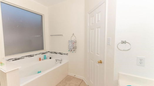 Pearland 2-story, 4-bed 2713 Lost Maples Drive-idx