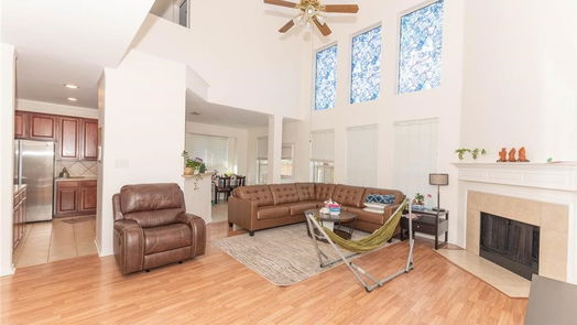 Pearland 2-story, 4-bed 2713 Lost Maples Drive-idx